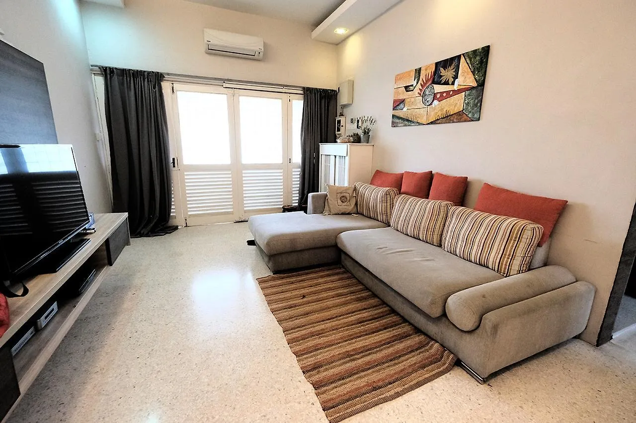 Fivehouz Guest House location