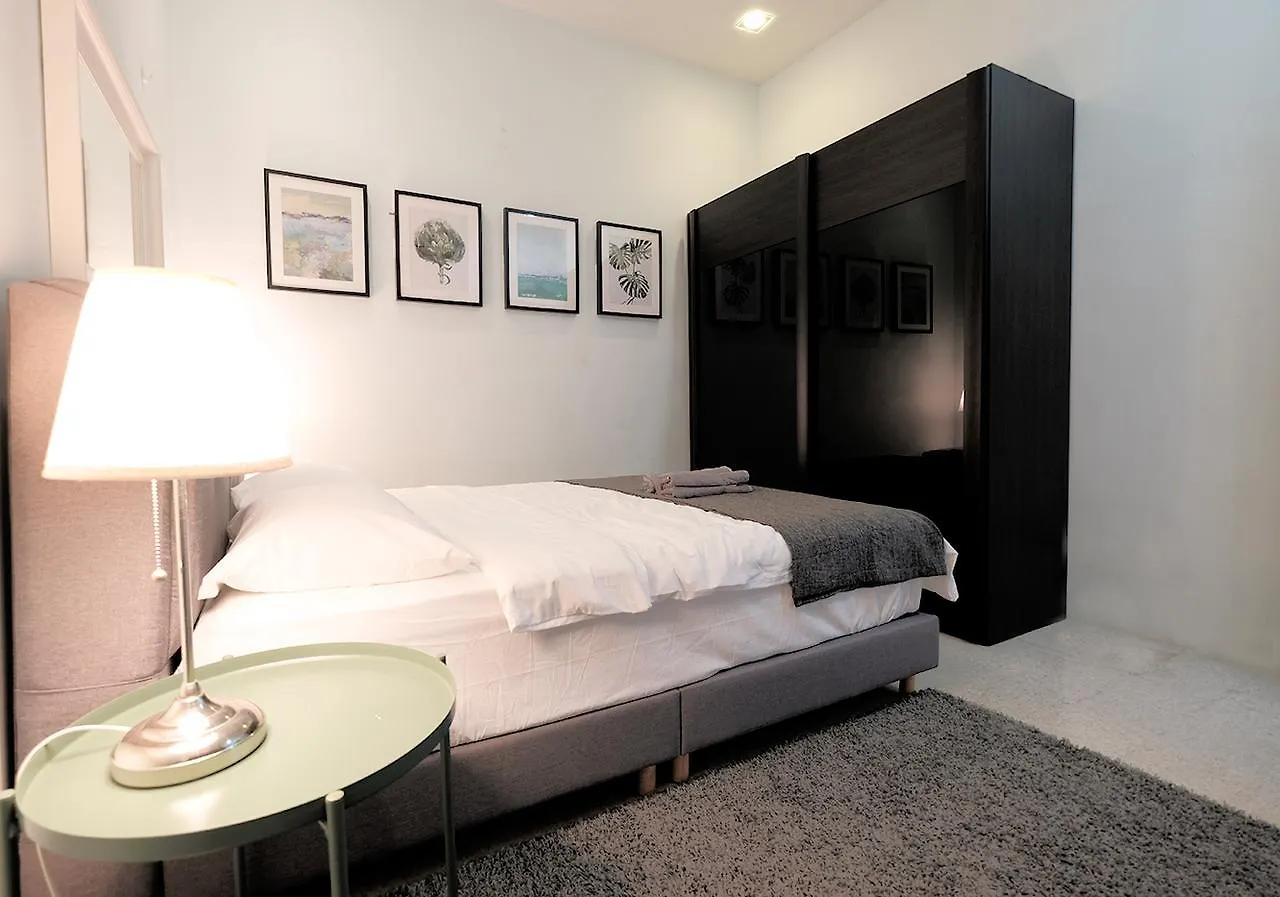 Fivehouz Guest House Petaling Jaya Malaysia